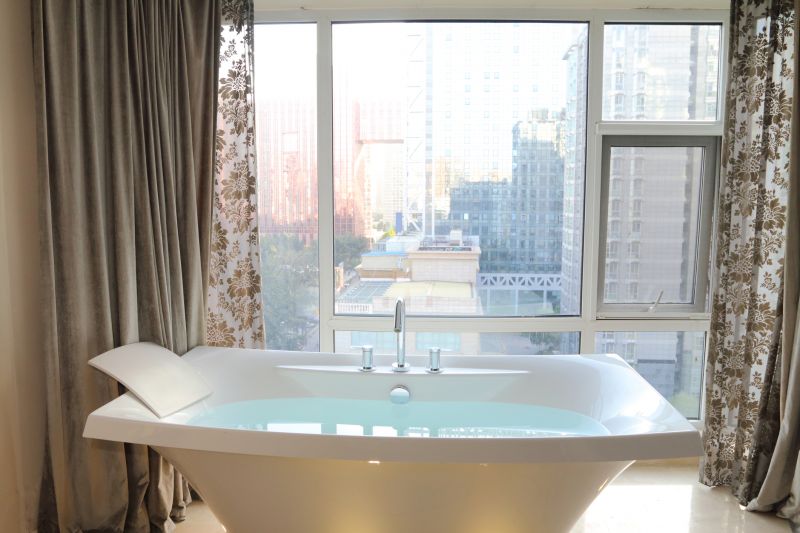 Luxurious Bathtub Installation